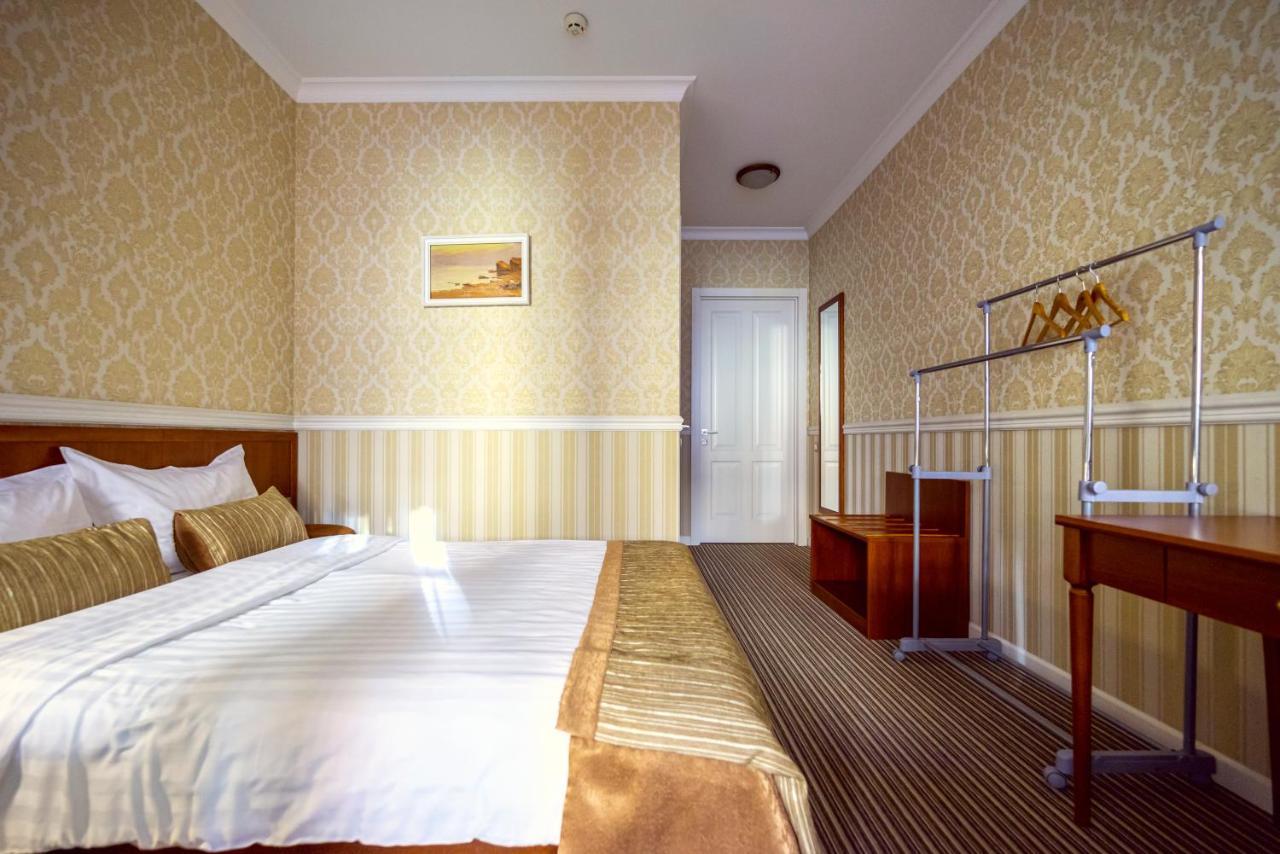 Consul Hotel Консул Одесса Экстерьер фото
