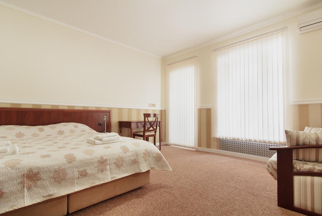 Consul Hotel Консул Одесса Номер фото