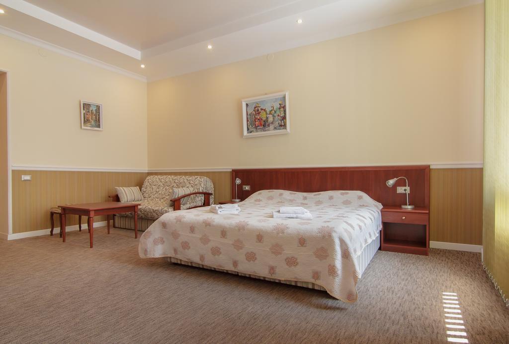 Consul Hotel Консул Одесса Номер фото