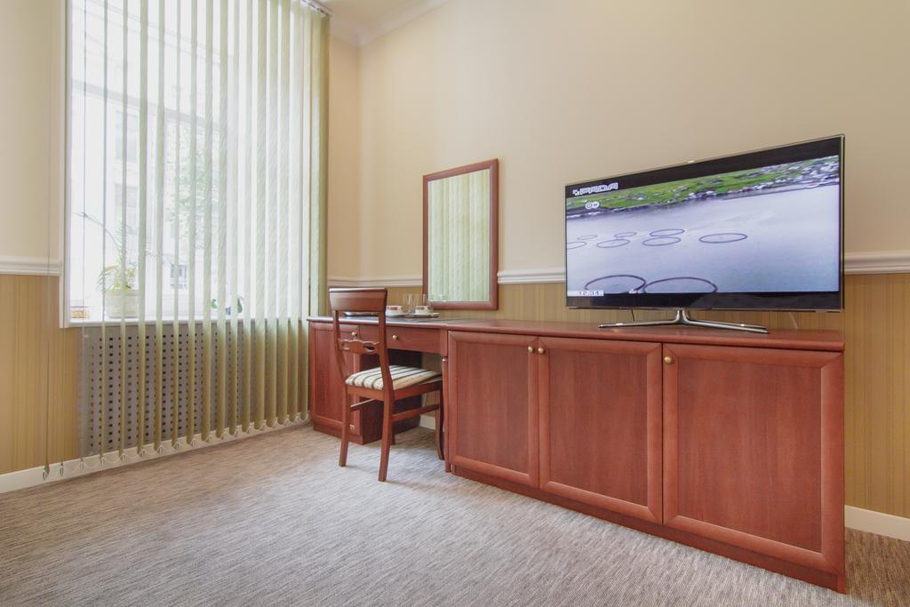 Consul Hotel Консул Одесса Номер фото